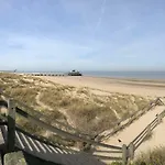 Apartment Stayatsea Retro Blankenberge